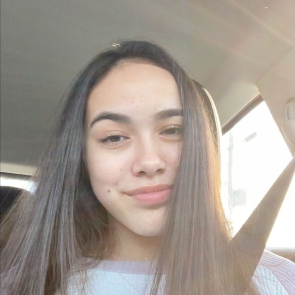 Meet your Posher, Hannah